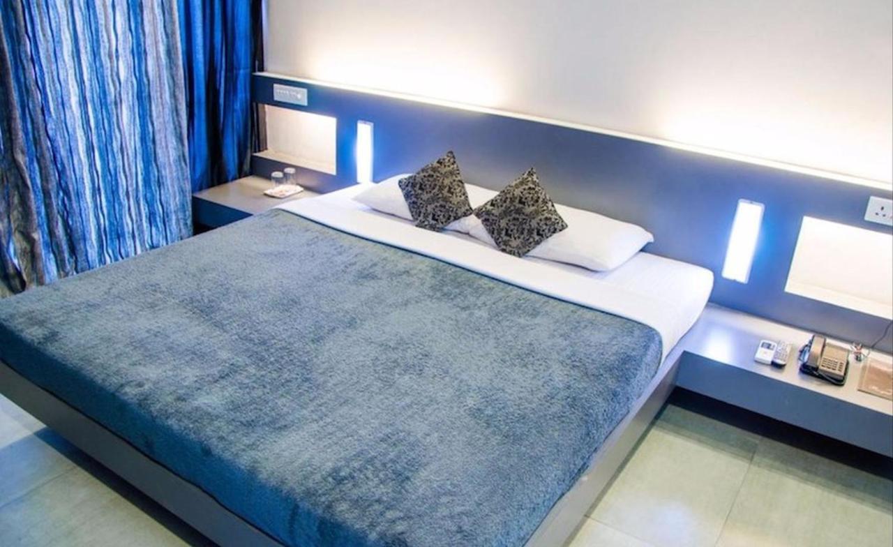 Hotel Royal Palace Αουρανγκαμπάντ Εξωτερικό φωτογραφία