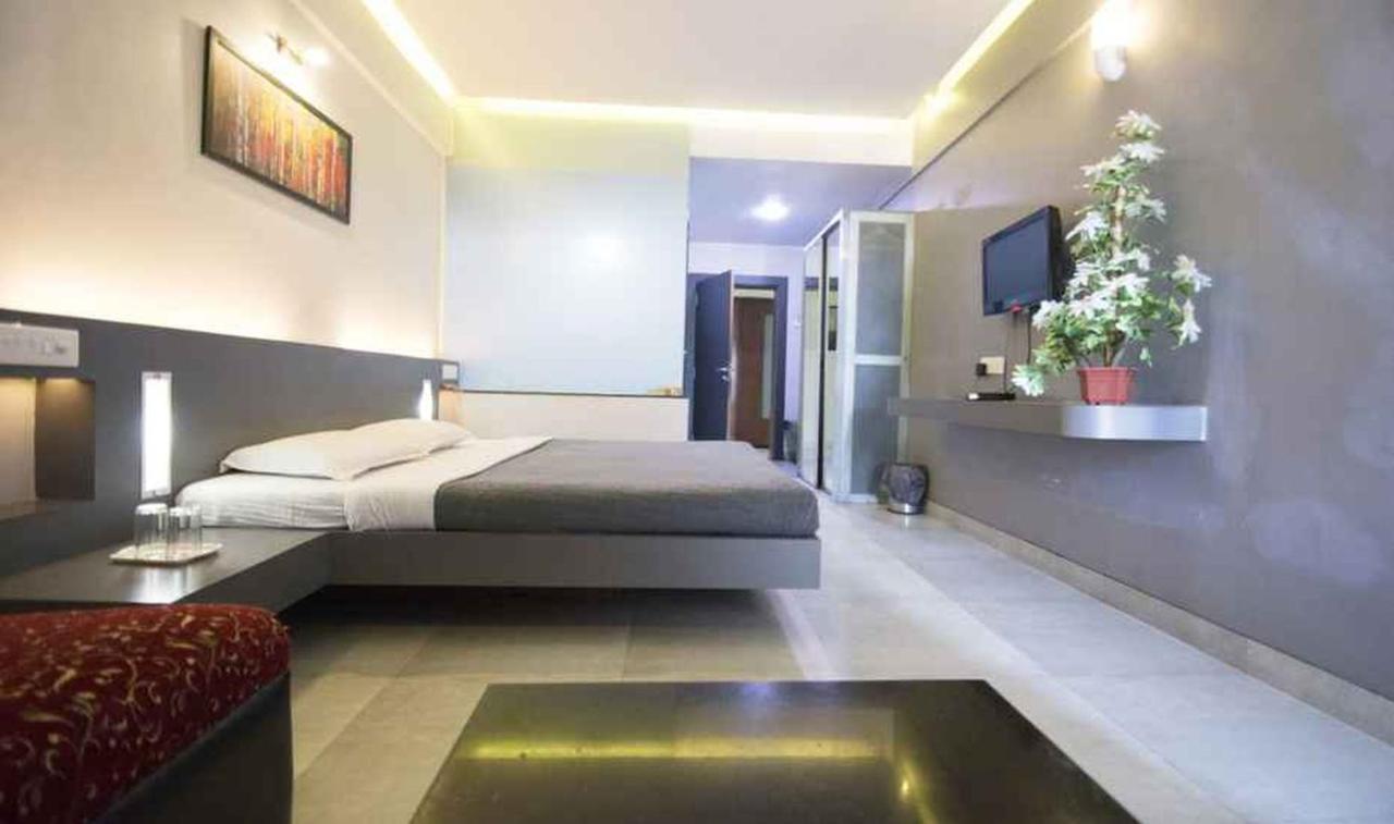 Hotel Royal Palace Αουρανγκαμπάντ Εξωτερικό φωτογραφία